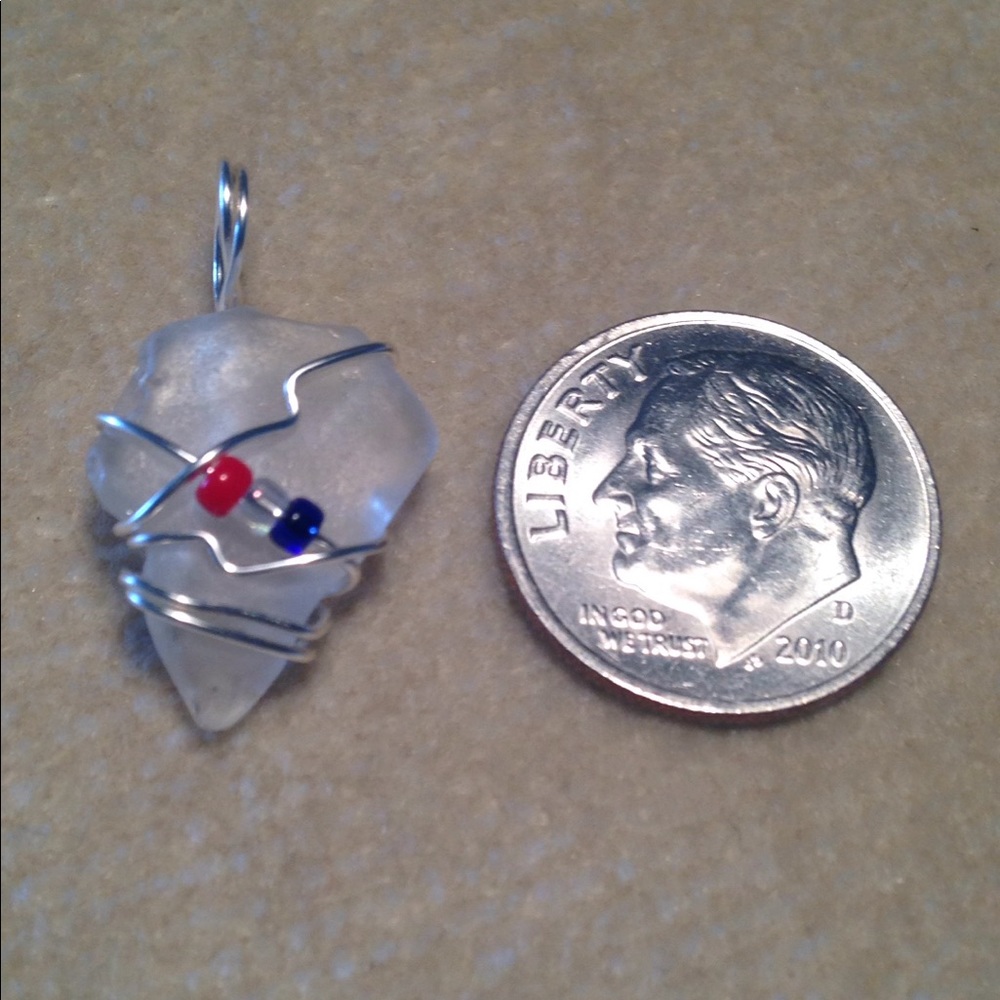 HAND CRAFTED Genuine Sea Glass Necklace Wire Wrapped Pendant - Picture 3 of 4